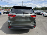 Used 2019 Toyota Highlander XLE image 6