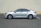 Used 2025 Toyota Corolla XLE image 2