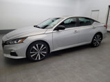 Used 2020 Nissan Altima 2.5 SR w/ Premium Package image 2