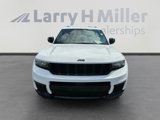 Used 2023 Jeep Grand Cherokee L Laredo image 3