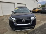 Used 2023 Nissan Pathfinder SL image 2