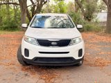 Used 2015 Kia Sorento LX image 2