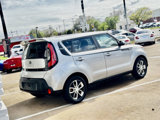 Used 2015 Kia Soul image 4
