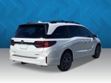 New 2026 Honda Odyssey Touring image 4