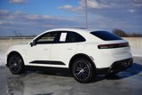 Used 2025 Porsche Macan Electric image 3