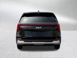 New 2025 Kia Carnival image 5