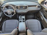 Used 2016 Kia Sorento LX image 4