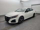Used 2023 Nissan Altima 2.5 SR image 2