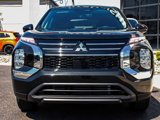 New 2025 Mitsubishi Outlander ES image 2