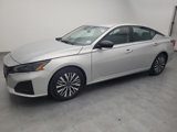Used 2024 Nissan Altima 2.5 SV image 2