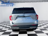 Used 2022 Ford Explorer XLT w/ Equipment Group 202A image 4