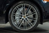 Used 2021 Porsche Cayenne Turbo w/ Assistance Package image 5
