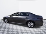 Used 2022 Toyota Camry LE image 5