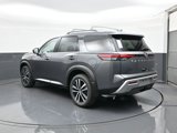 New 2025 Nissan Pathfinder Platinum image 5