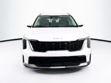 Used 2024 Kia Sorento S image 2