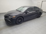 Used 2021 Toyota Camry SE w/ Convenience Package image 2