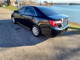 Used 2012 Toyota Camry L image 4