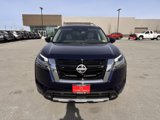 New 2025 Nissan Pathfinder SL image 2