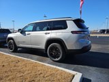 New 2025 Jeep Grand Cherokee L Laredo image 3