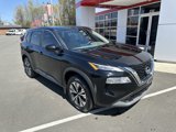 Used 2023 Nissan Rogue SV image 2