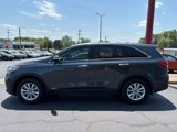 Used 2020 Kia Sorento LX image 4