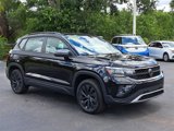 Used 2023 Volkswagen Taos S image 2