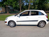 Used 2009 Kia Rio5 w/ PWR Pkg image 2