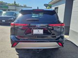 Used 2021 Toyota Highlander Platinum image 5
