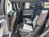 Used 2024 Ford Explorer XLT image 4
