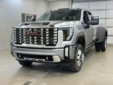 New 2025 GMC Sierra 3500 Denali w/ Denali Reserve Package image 3