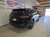 New 2025 Jeep Grand Cherokee L Laredo image 3