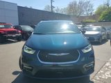 New 2025 Chrysler Pacifica Select image 2