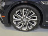 Used 2025 Bentley Flying Spur Plug-In Hybrid image 6