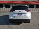 Used 2024 Nissan Rogue SV image 4