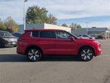 New 2025 Mitsubishi Outlander SE image 2