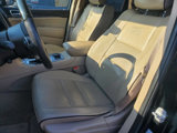 Used 2017 Jeep Grand Cherokee Overland image 3