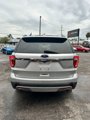 Used 2017 Ford Explorer XLT image 5