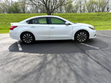 Used 2016 Nissan Altima 2.5 SL w/ 2.5 Technology w/LED Package image 2