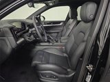 Used 2025 Porsche Cayenne image 5