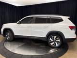 Used 2024 Volkswagen Atlas SE w/ Panoramic Sunroof Package image 4
