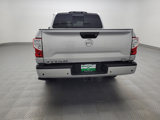 Used 2020 Nissan Titan SV w/ SV Convenience Package image 6