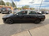 Used 2022 Hyundai Elantra SEL w/ Convenience Package image 4