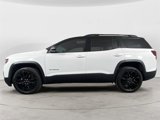 Certified 2022 GMC Acadia SLE w/ Driver Convenience Package image 2