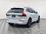 Certified 2022 Volvo XC60 B5 Momentum w/ Climate Package image 4