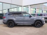 New 2025 Volkswagen Atlas Peak Edition SE image 4