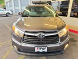 Used 2015 Toyota Highlander Limited image 2