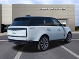 New 2025 Land Rover Range Rover SE image 5