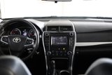 Used 2016 Toyota Camry LE image 3