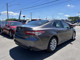Used 2019 Toyota Camry LE image 5