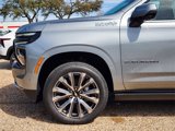 New 2025 Chevrolet Suburban High Country image 6